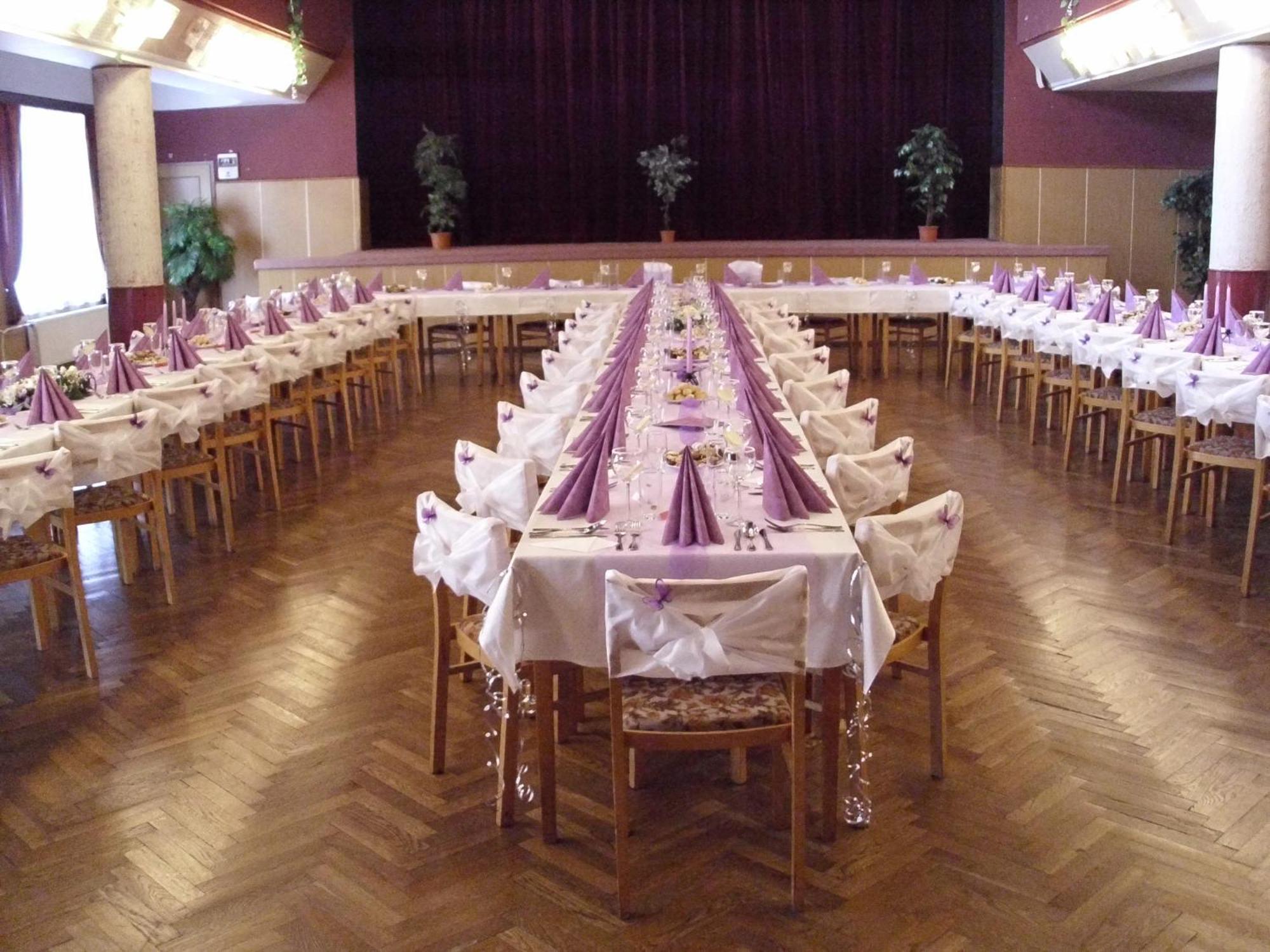 Hotel Morava Jevíčko Dış mekan fotoğraf